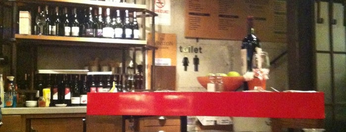 The Winston Brasserie is one of yiyen'de ölüyor yemeyen'de :).