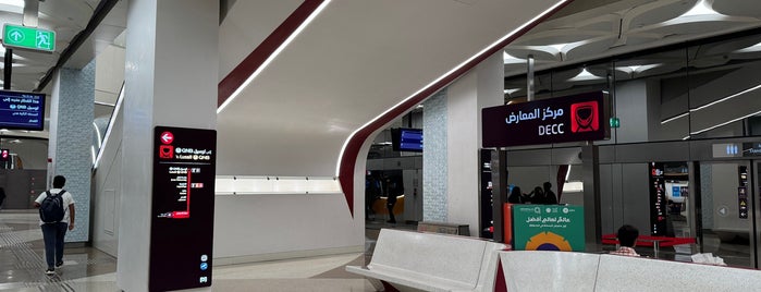 DECC Metro Station is one of Karol'un Beğendiği Mekanlar.