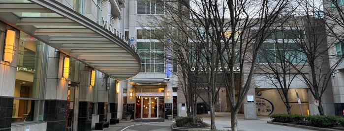 Delta Hotels by Marriott Vancouver Downtown Suites is one of Tianyu's Hotels.