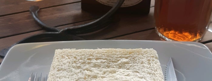 RotikU (Traditional Home Made Bread) is one of khusus roti,cake,dan mie ramen.
