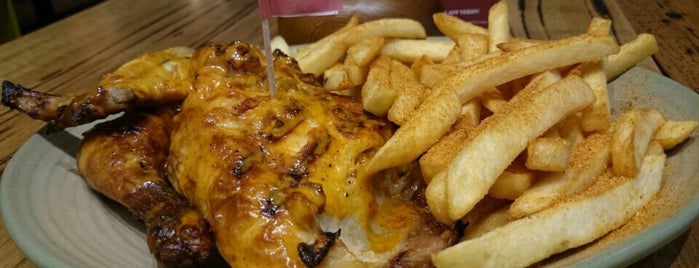 Nando's is one of Jamesさんのお気に入りスポット.