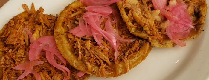 Cochinita Country is one of Danielさんのお気に入りスポット.