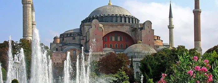 Sainte Sophie is one of İstanbul'un Gezilmesi Görülmesi Gereken Yerleri.