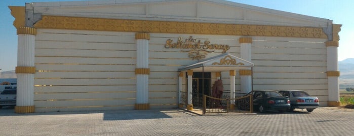 Saltanat Sarayı is one of Lugares favoritos de Alican F_.