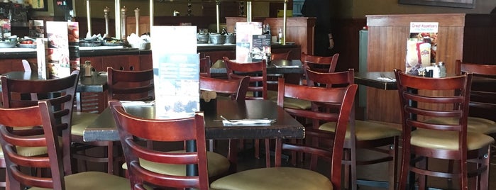 Ruby Tuesday is one of Restaurantes visitados.