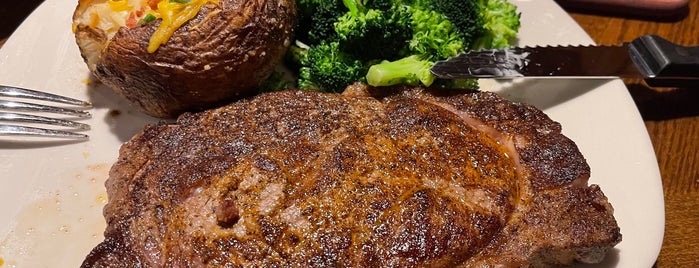 Outback Steakhouse is one of The 15 Best Places for Barbecue in Orlando.