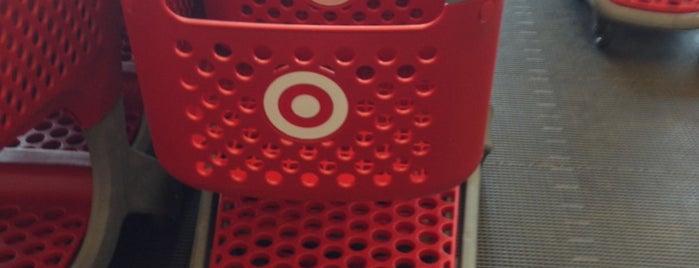 Target is one of Lugares favoritos de Jamie.