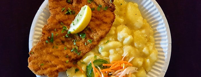 Scheers Schnitzel is one of Alinaさんのお気に入りスポット.