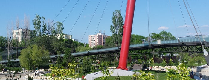 Parcul Drumul Taberei is one of สถานที่ที่ Alina ถูกใจ.