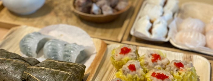 Sue Fung's Dimsum Canteen 小鳯食堂 is one of Toronto To Do.
