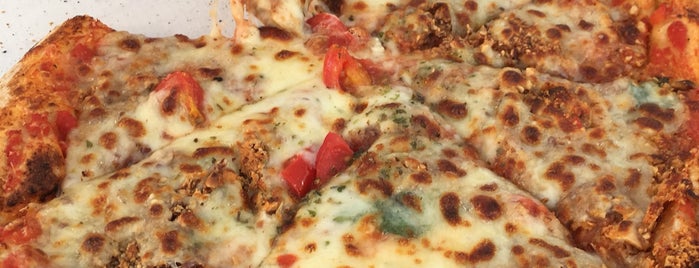 Pizza E Sfizi is one of sicilia.