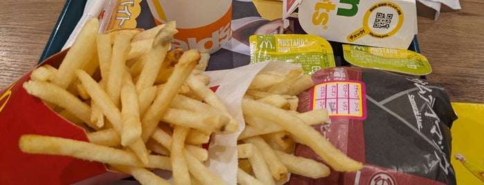 McDonald's is one of マクド 福岡.