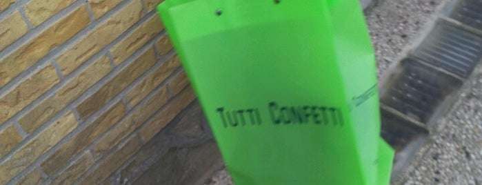 Tutti confetti is one of Oostende.
