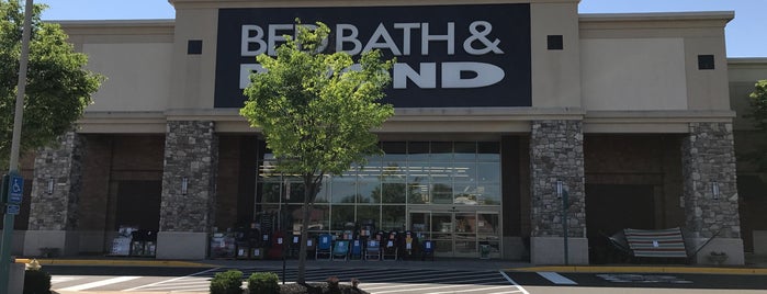 Bed Bath & Beyond is one of Ericさんのお気に入りスポット.