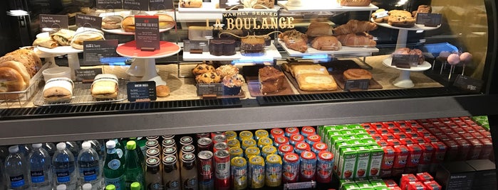 Starbucks is one of Kemi’s Liked Places.