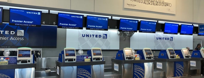 United Airlines Ticket Counter is one of Cleveland Hopkins International Airport (CLE).