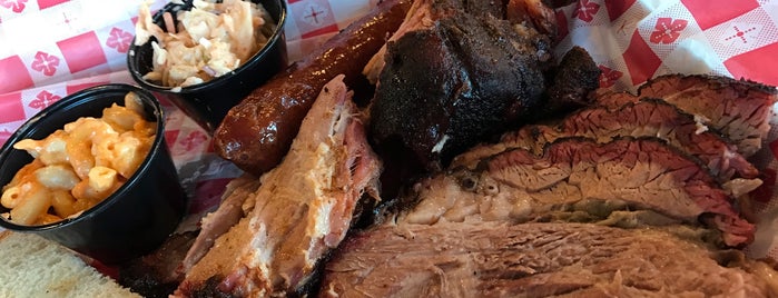 Horseshoe Smokehouse BBQ is one of Grand Rapids To Eat.