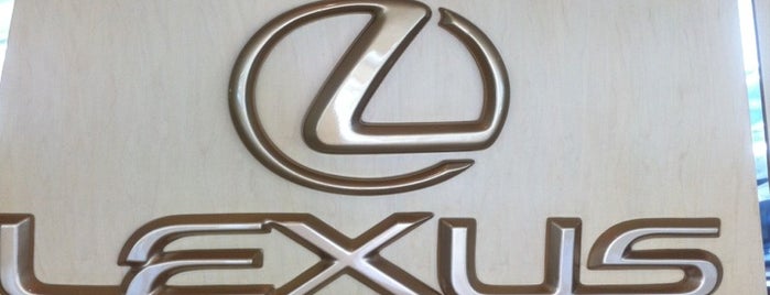 Lexus service is one of Tempat yang Disukai Saad.