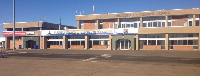 Moshoeshoe I International Airport (MSU) is one of Locais curtidos por JRA.
