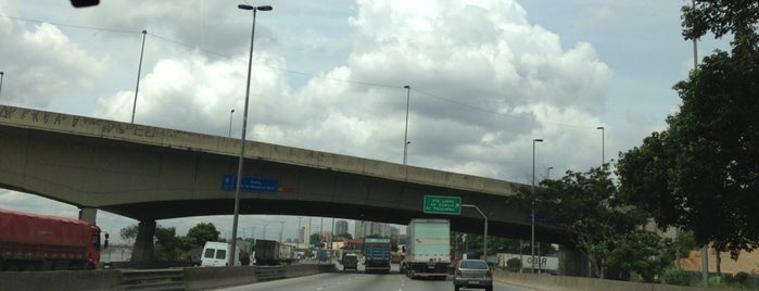 Ponte Julio de Mesquita Neto is one of Orte, die Roberto gefallen.