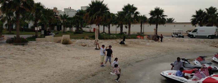 Mövenpick Beach Resort Al Khobar is one of الخبر.