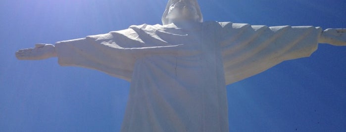 Cristo de Águas de Lindóia is one of Charlesさんのお気に入りスポット.