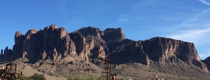 Superstition Mountains is one of Southwest road trip.