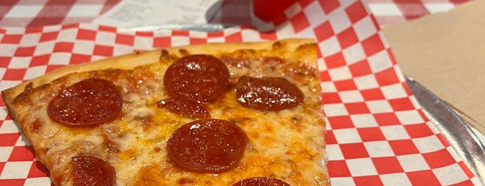 Vinny's NY Pizza is one of John’s Liked Places.