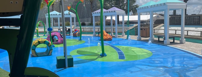 Splash Pad at The Florida Aquarium is one of Parks and Kids Activities.