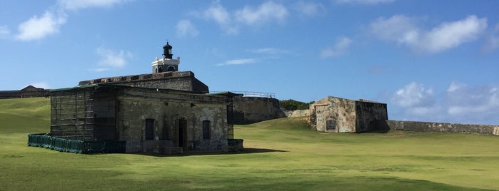 Castillo San Felipe del Morro is one of Locais curtidos por Noah.