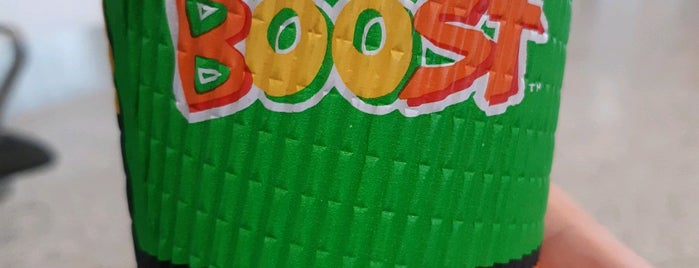 Boost Juice is one of Locais curtidos por Shane.