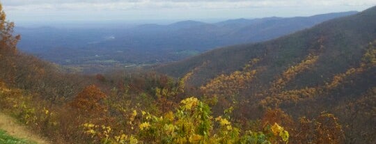 Otter Creek Overlook is one of Along the Blue Ridge Parkway.