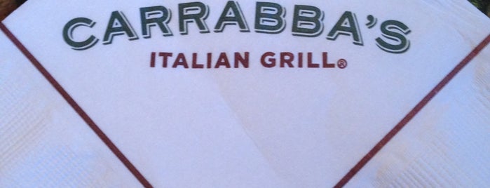 Carrabba's Italian Grill is one of Tempat yang Disukai Jenifer.