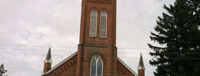 Old St. Patrick Catholic Church is one of สถานที่ที่ David ถูกใจ.