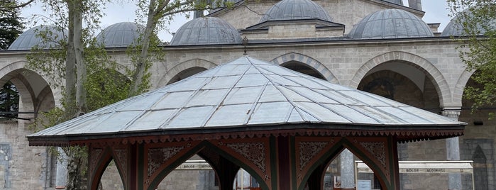 Ali Pasha Mosque is one of emre.