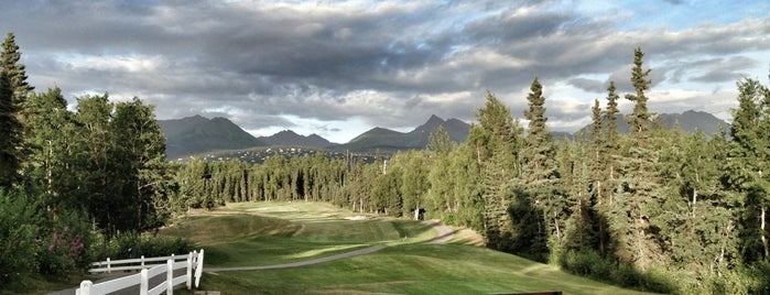 Anchorage Golf Course is one of Orte, die Jim gefallen.