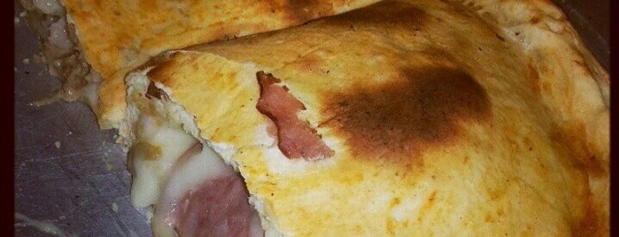 Q'calzone! is one of lugares.