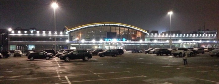 Sân bay quốc tế Boryspil (KBP) is one of Київ / Kyiv.