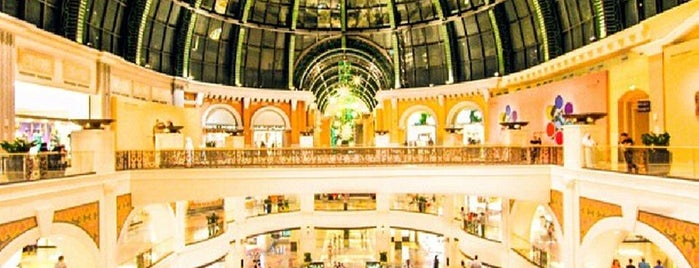 Mall of the Emirates is one of "Il canto del diavolo" – Walter Siti.