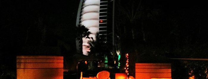 Burj Al Arab is one of "Il canto del diavolo" – Walter Siti.