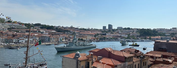 Elevador da Lada is one of Porto.
