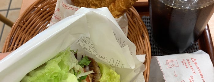 MOS Burger is one of ハンバーガー 行きたい.