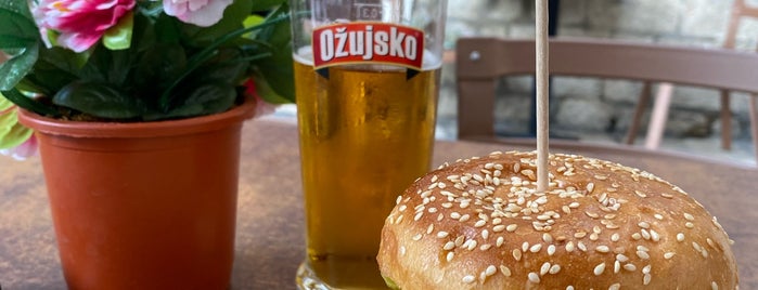 Mama Burger is one of Croatie.