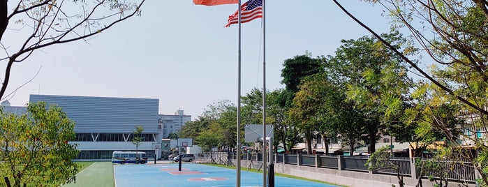 Kaohsiung American School is one of Tempat yang Disukai N.
