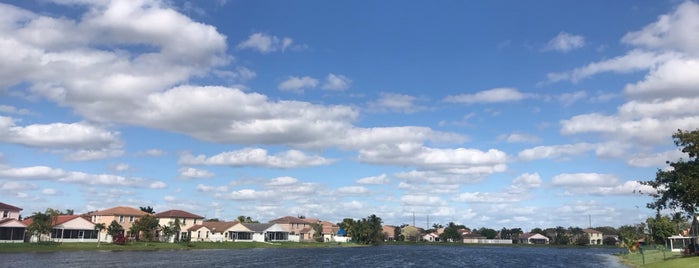 Keystone Lakes is one of Lugares favoritos de Mary.