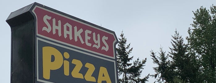 Shakey's Pizza Parlor is one of Tacoma.