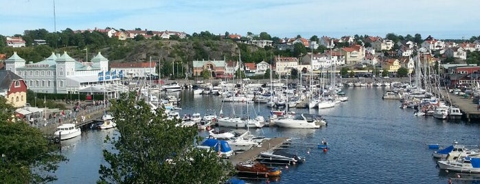 Laholmen Hotell is one of Orte, die Henric gefallen.