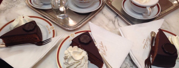 Café Sacher is one of Alexandraさんのお気に入りスポット.