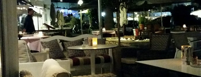 Kalypso Cafe is one of My Paros.