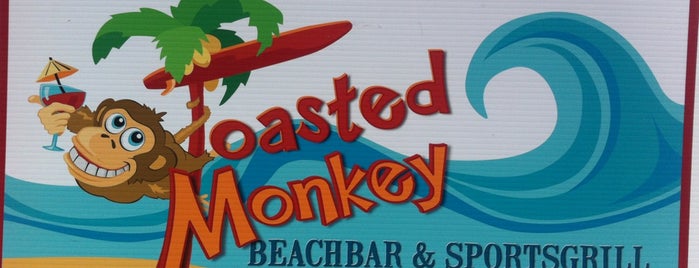 Toasted Monkey Beach Bar is one of Orte, die Donnie gefallen.